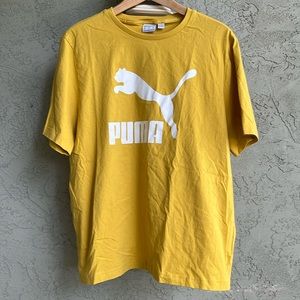 🌸🌸 3/$20 Puma t shirt